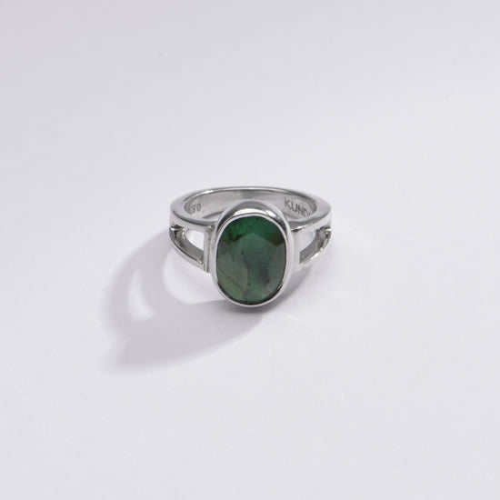 Unisex Green Emerald (Panna) Ring in 925 Silver – #1150B - Myra