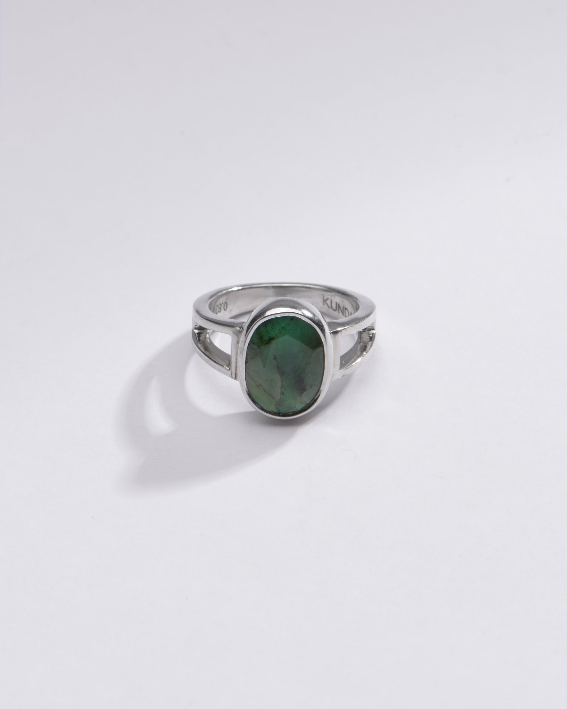Unisex Green Emerald (Panna) Ring in 925 Silver – #1150B - Myra
