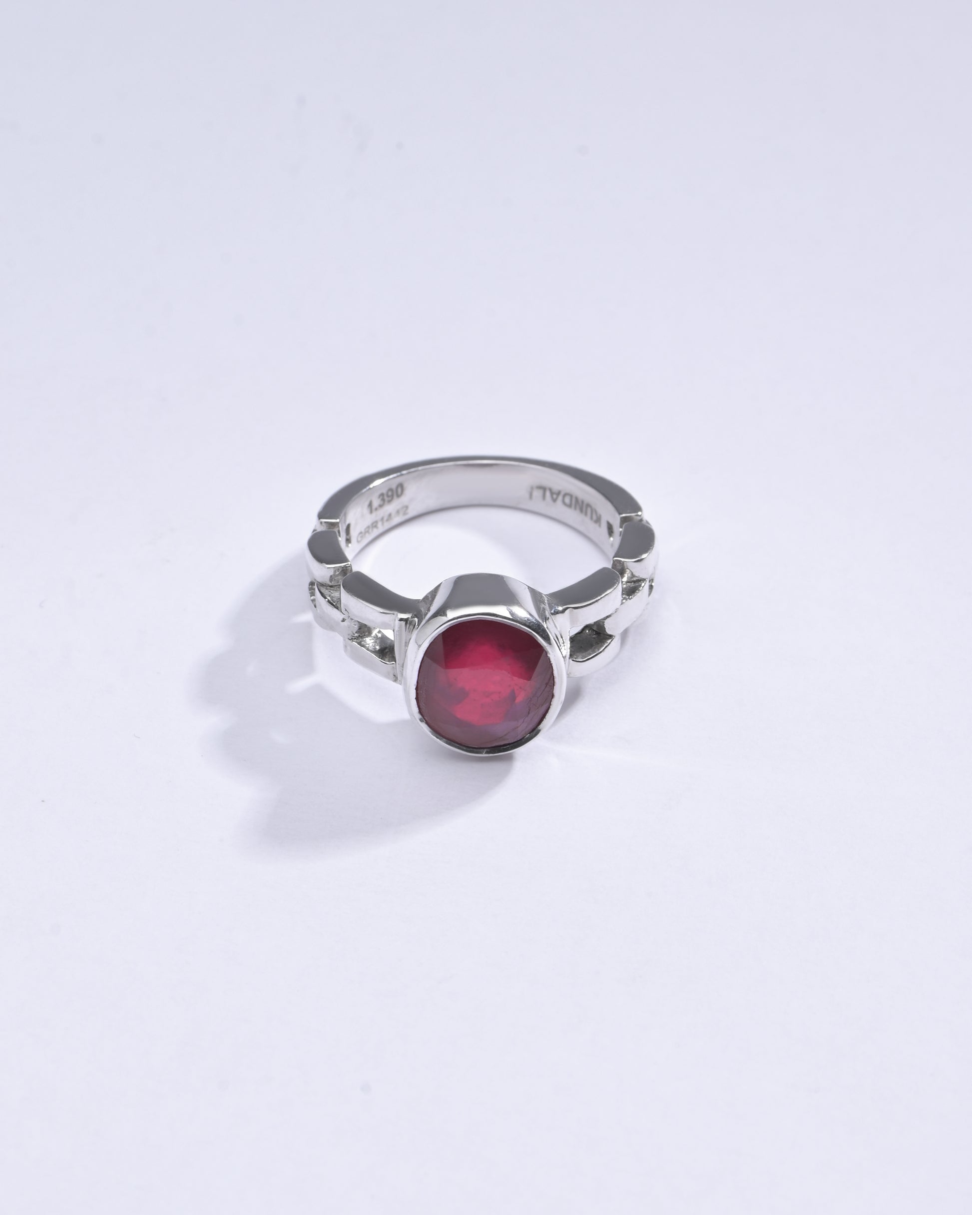 Radiant Ruby (Manik) Gemstone Ring in 925 silver - #1245B - Myra