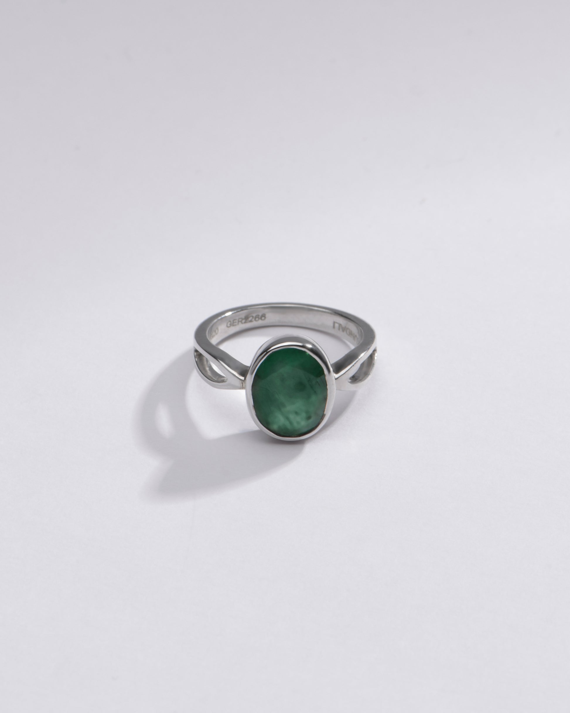 Vintage Emerald (Panna) Gemstone Ring in Sterling Silver – #1102B - Myra
