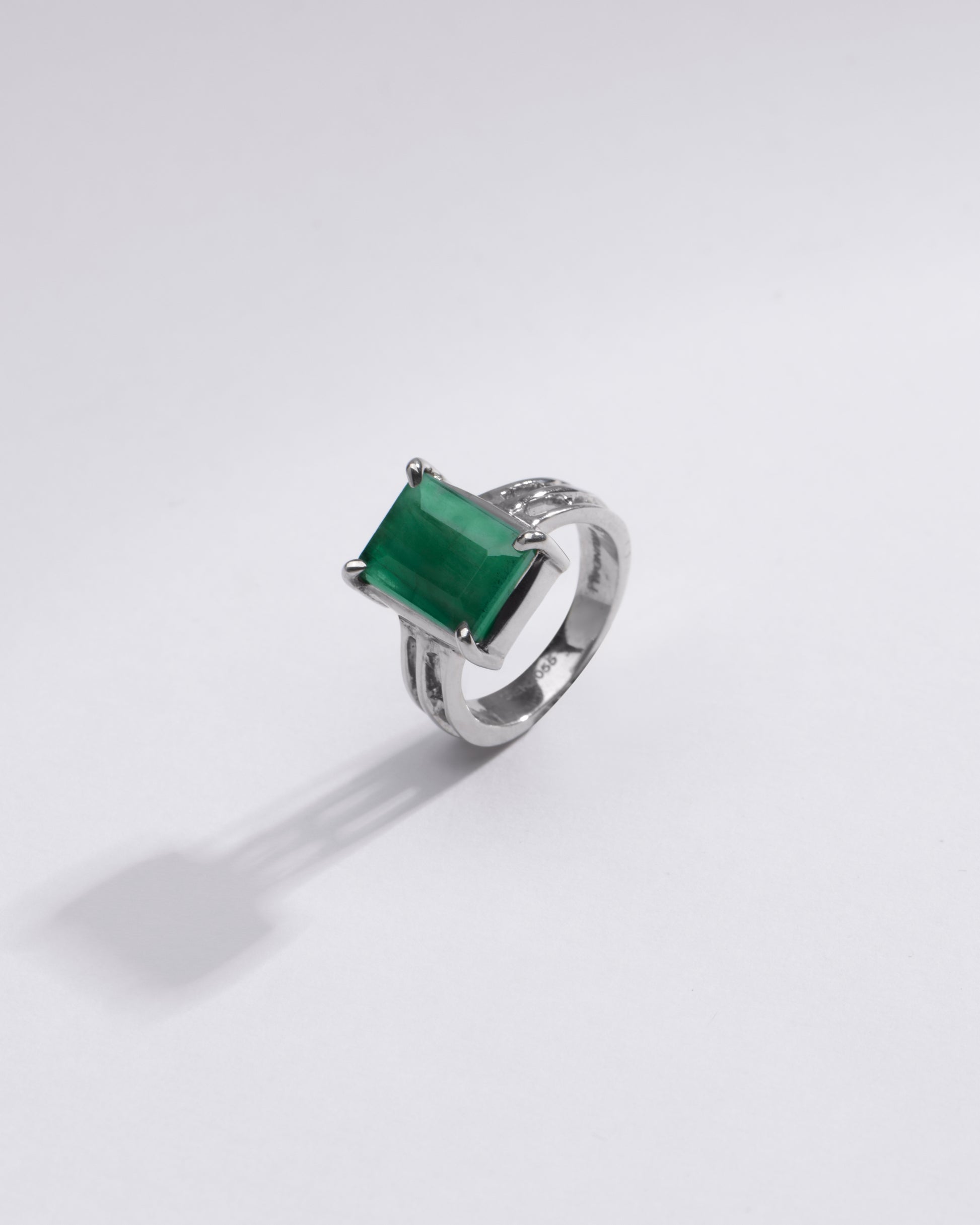 Vintage Green Emerald (Panna) Ring in Silver – #1142N4 Re - Myra