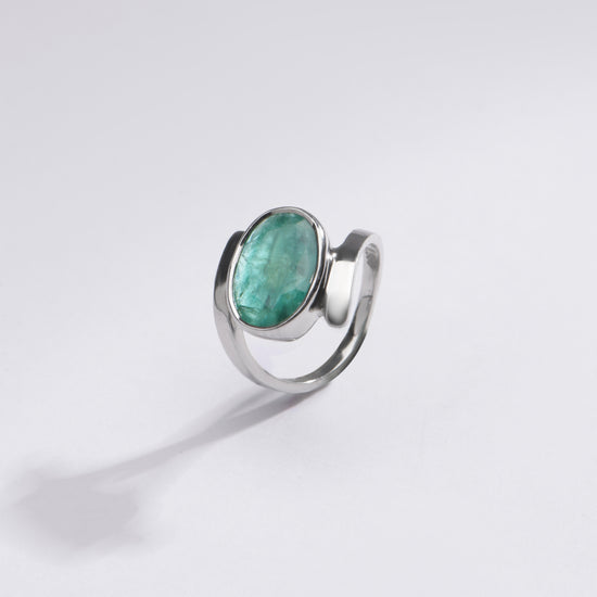 Radiant Emerald (Panna) Ring in Sterling Silver – #1138B - Myra