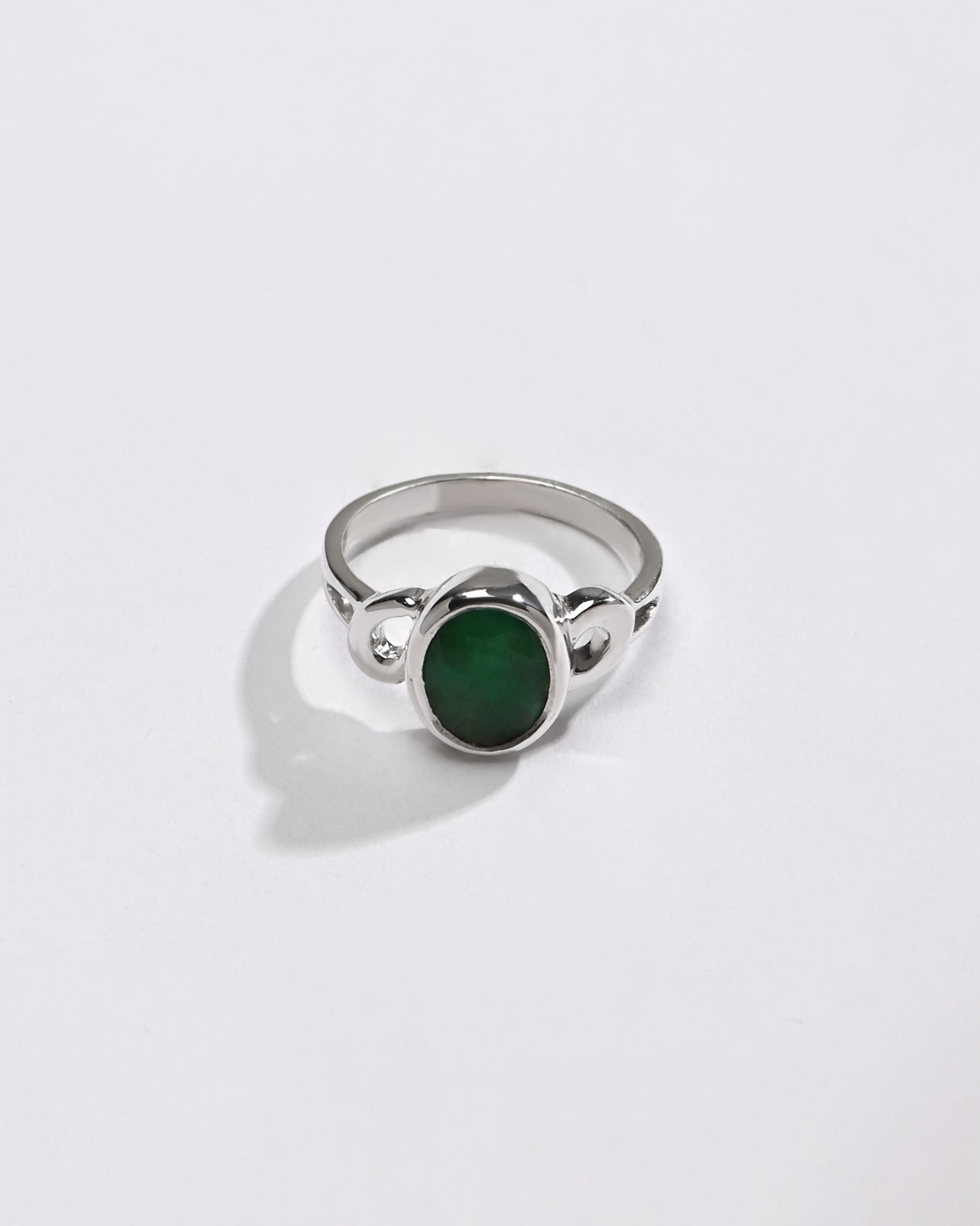 Modern Emerald (Panna) Ring – 925 Silver Silhouette - #1178B - Myra