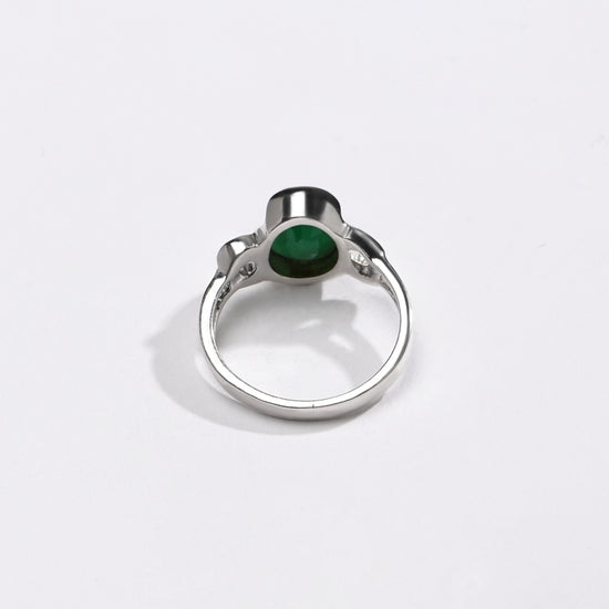 Modern Emerald (Panna) Ring – 925 Silver Silhouette - #1178B - Myra