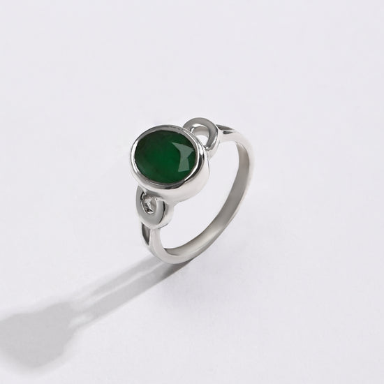 Modern Emerald (Panna) Ring – 925 Silver Silhouette - #1178B - Myra