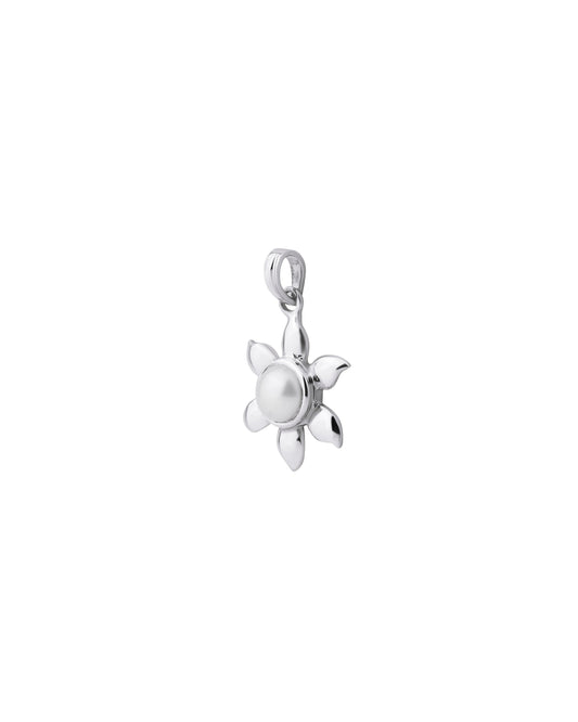 Sun Petal Shaped Pearl Pendant in 925 Silver