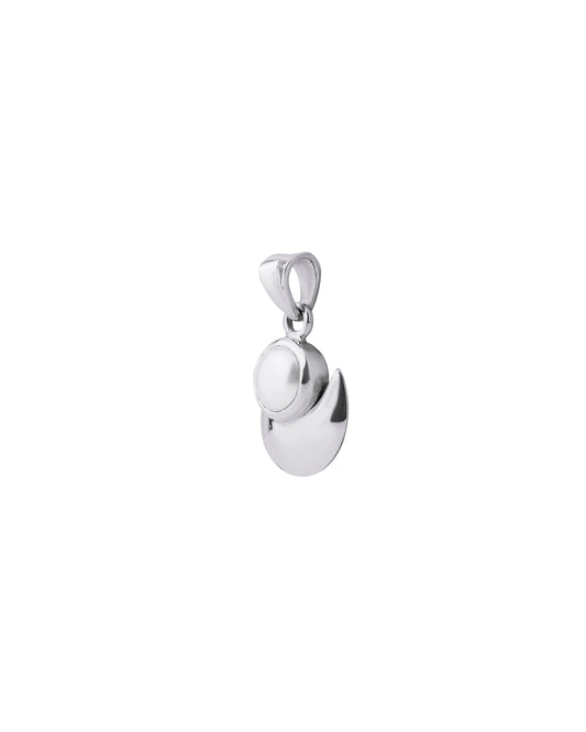 Half Moon Pearl Pendant in 925 Silver