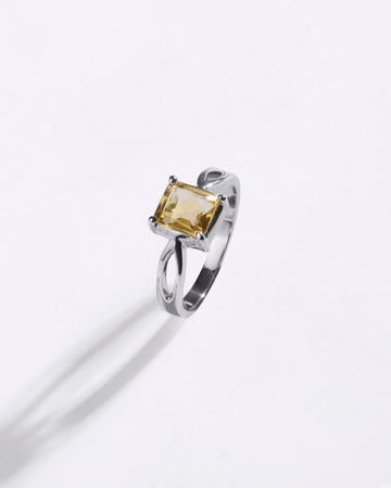Classic Golden Topaz (Sunahara Pukhraj) Ring – 925 Silver - #1102N4 Sq